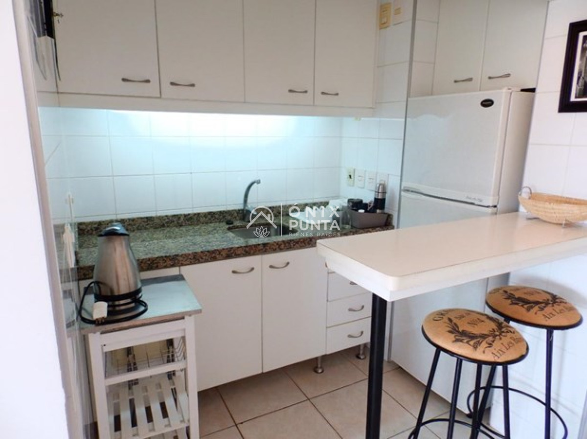 Apartamento ID.74 - Apartamento de 1 Dormitorio en Venta - Roosevelt, Punta del Este