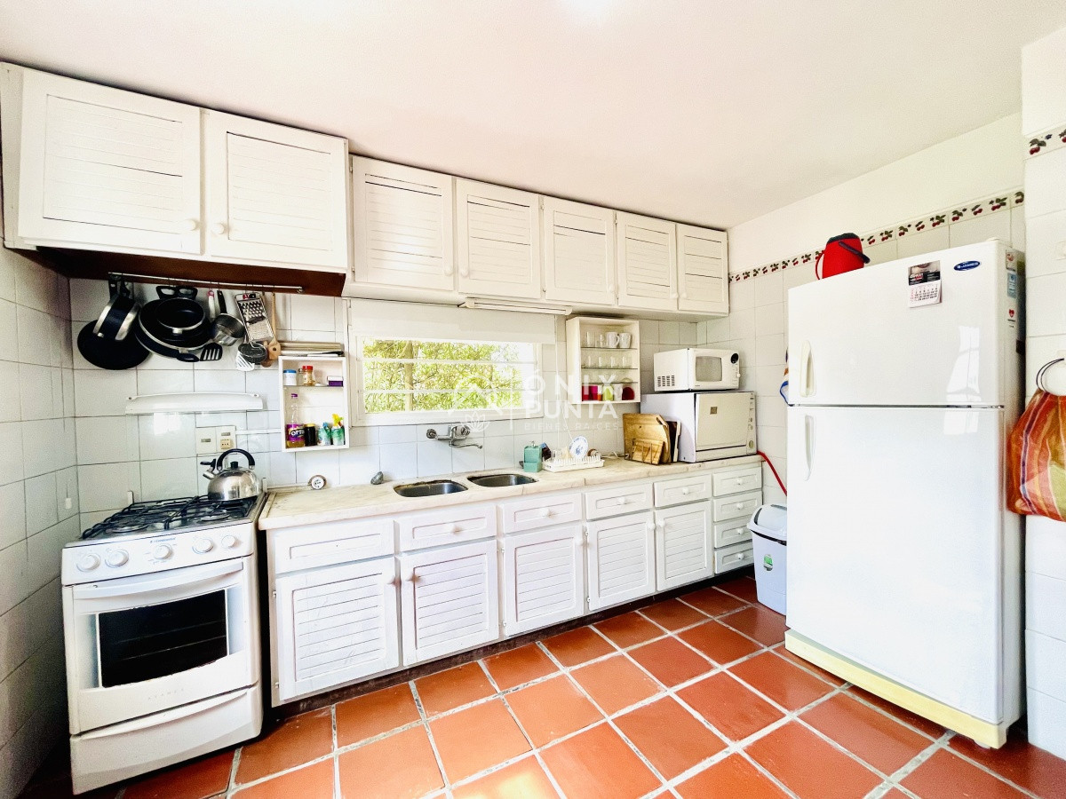 Casa ID.63 - Casa de 4 Dormitorios en La Barra, Punta del Este