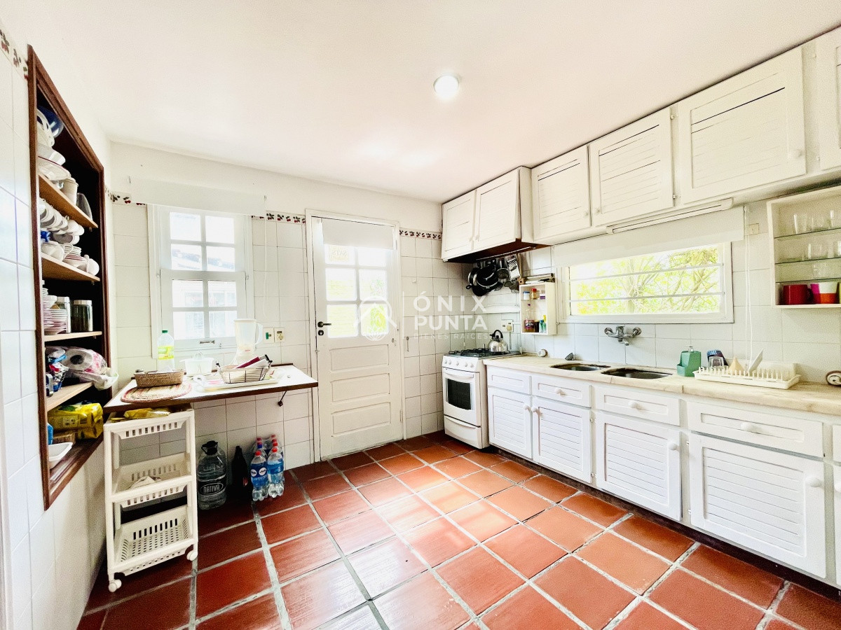 Casa ID.63 - Casa de 4 Dormitorios en La Barra, Punta del Este