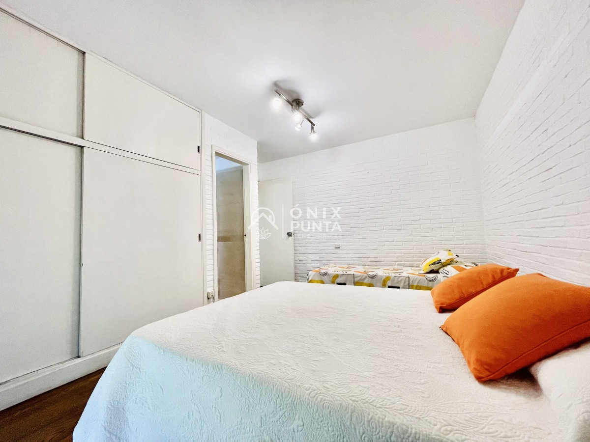 Casa ID.75 - Casa de 4 Dormitorios, Parrillero y Piscina a pocos metros del Mar - Playa Mansa