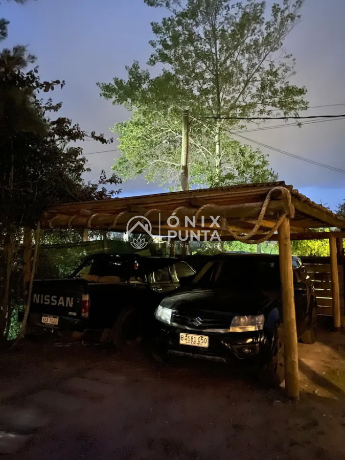 Casa ID.62 - Moderna Casa de cuatro dormitorios en venta en El Chorro, Manantiales