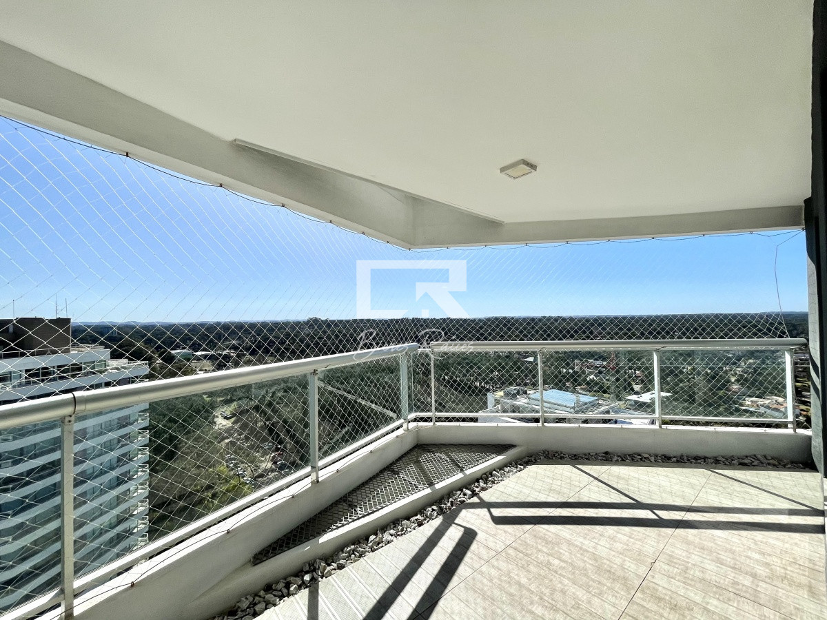 Apartamento ID.319 - Apartamento de 2 Dormitorios y Dependencia, Parrillero en Playa Brava - Punta del Este