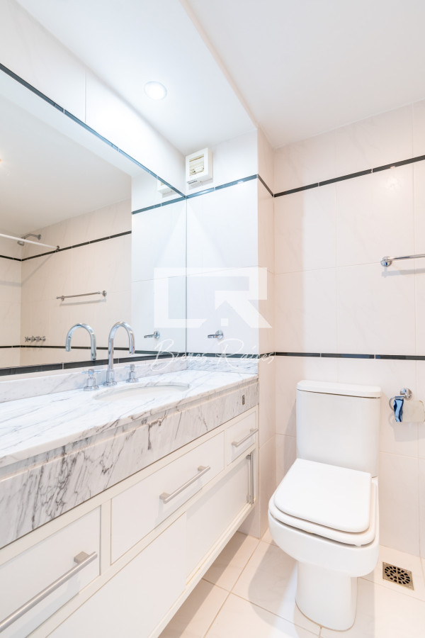 Apartamento ID.653 - Excelente Apartamento de 2 Dormitorios y Parrillero - Punta del Este