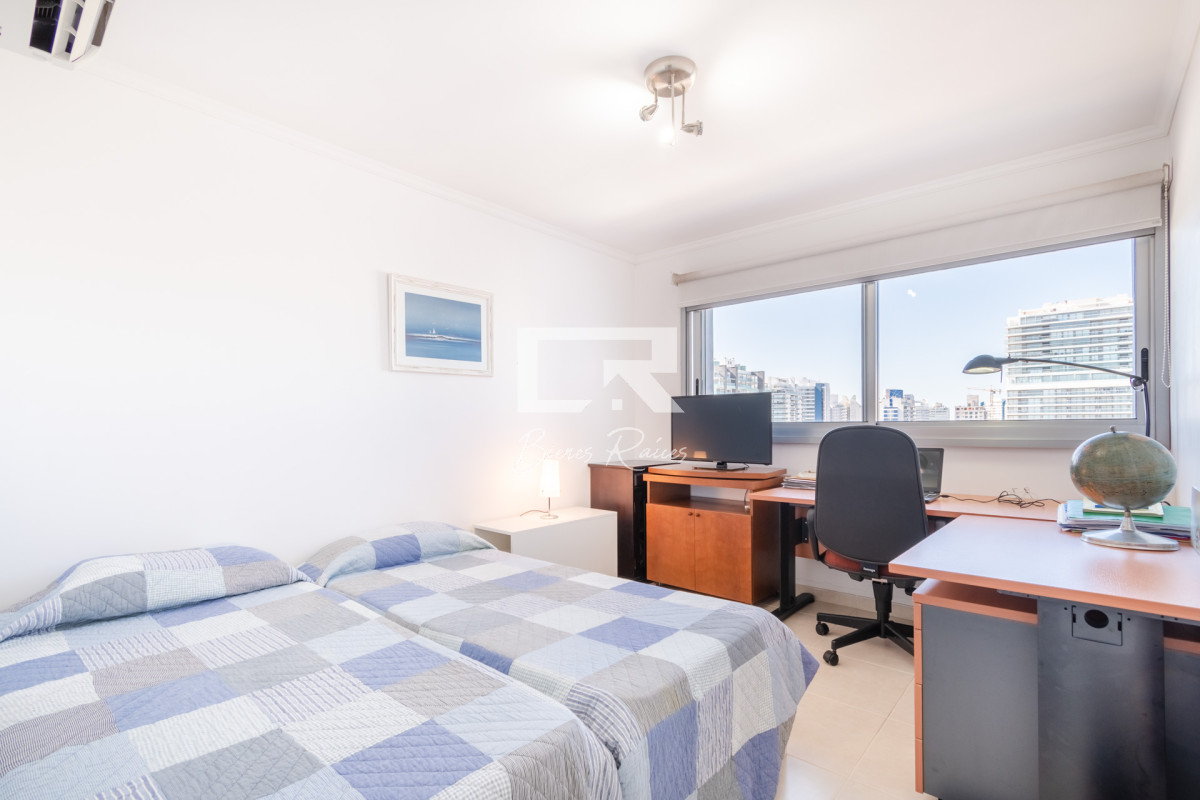 Apartamento ID.653 - Excelente Apartamento de 2 Dormitorios y Parrillero - Punta del Este