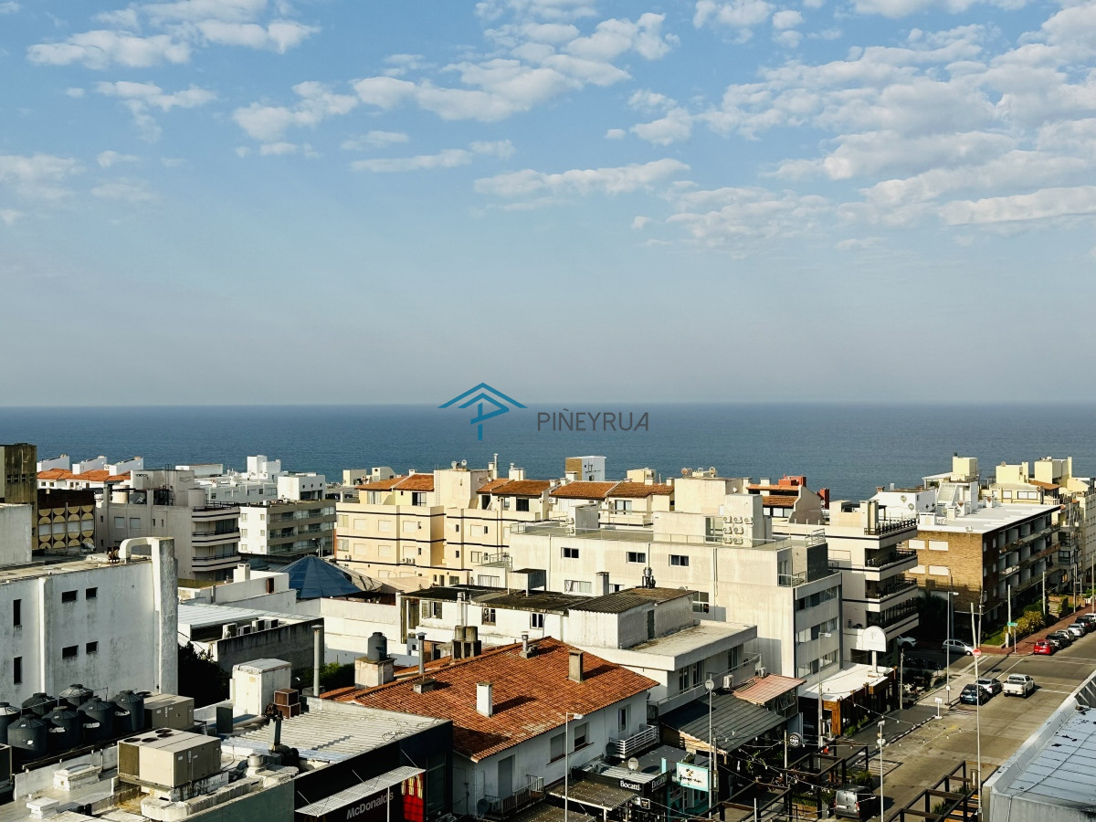 Apartamento ID.230 - Moderno Monoambiente con Vista al Mar en Venta, Península de Punta del Este