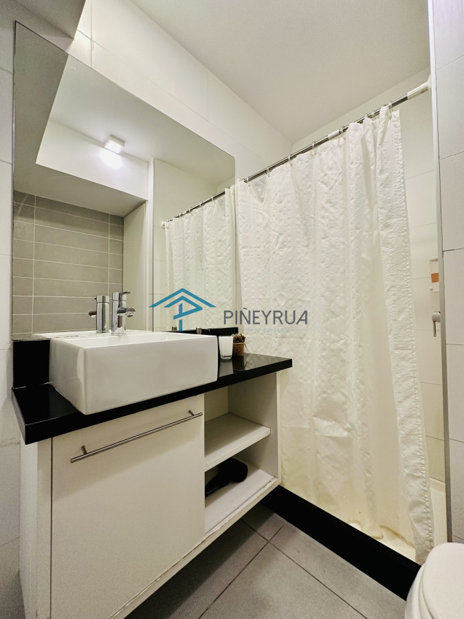 Apartamento ID.230 - Moderno Monoambiente con Vista al Mar en Venta, Península de Punta del Este