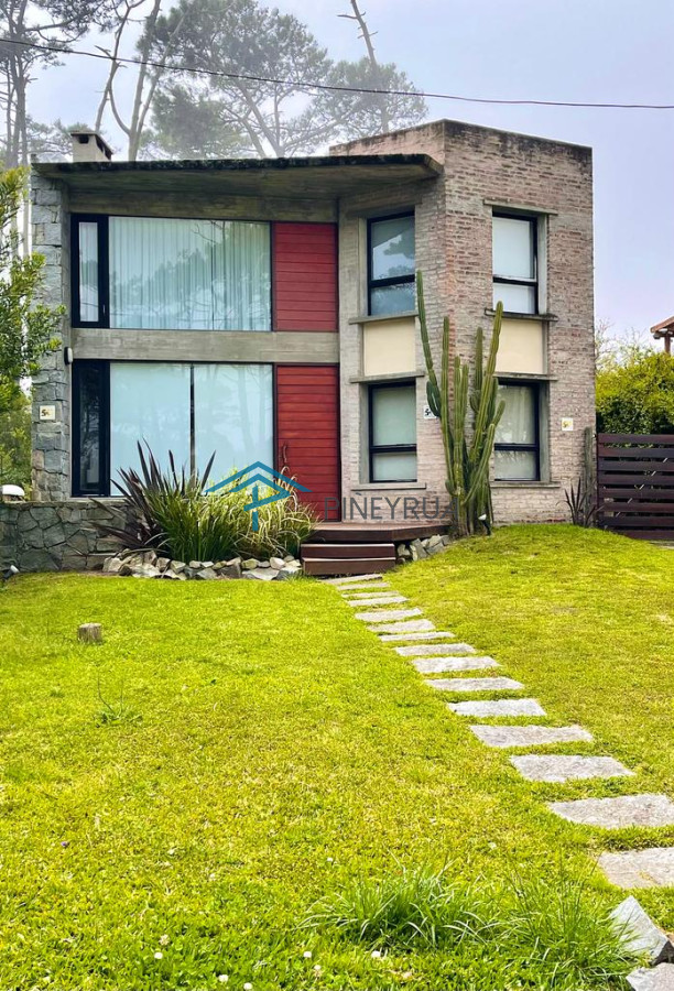 Casa ID.198 - Casa de 3 Dormitorios en Montoya - Punta del Este
