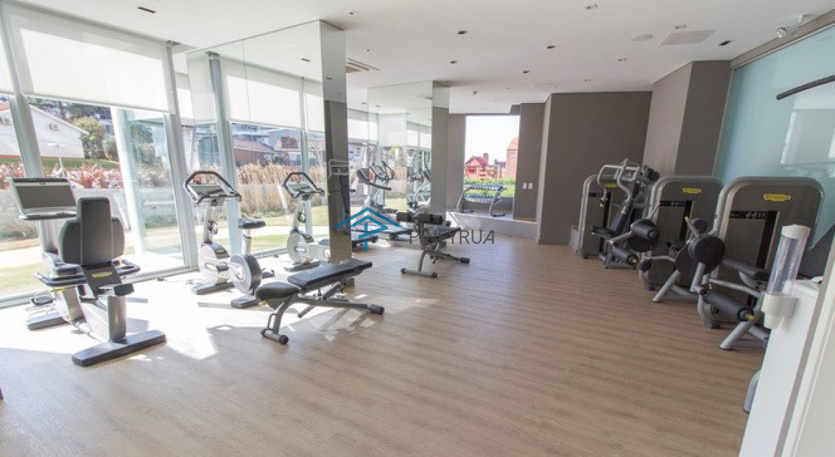 Apartamento ID.229 - Apartamento de 2 Dormitorios en Playa Brava con Vista al Mar - Venta