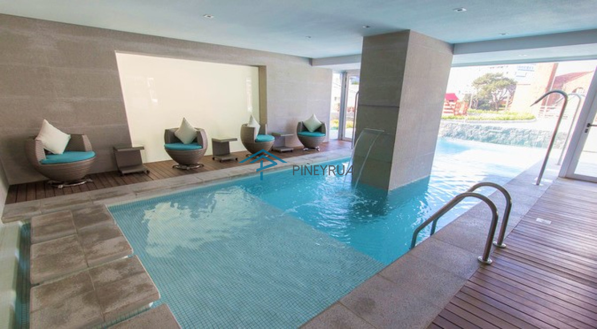 Apartamento ID.229 - Apartamento de 2 Dormitorios en Playa Brava con Vista al Mar - Venta