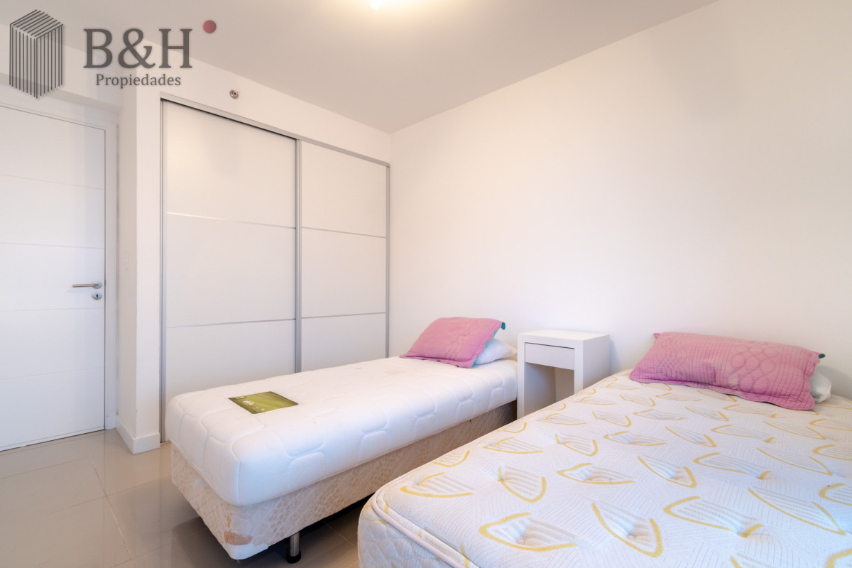 Apartamento ID.3561 - Apartamento de 2 Dormitorios y Medio en Forest Tower - Punta del Este