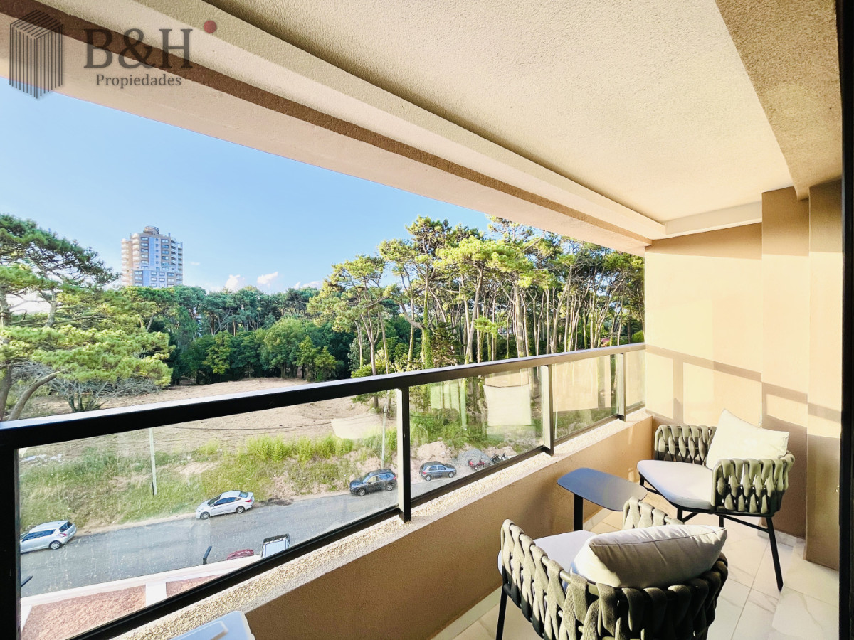 Apartamento ID.6886 - Departamento de 1 Dormitorio en Alquiler Anual, torre nueva con variedad de amenities sobre Roosevelt, Punta del Este 