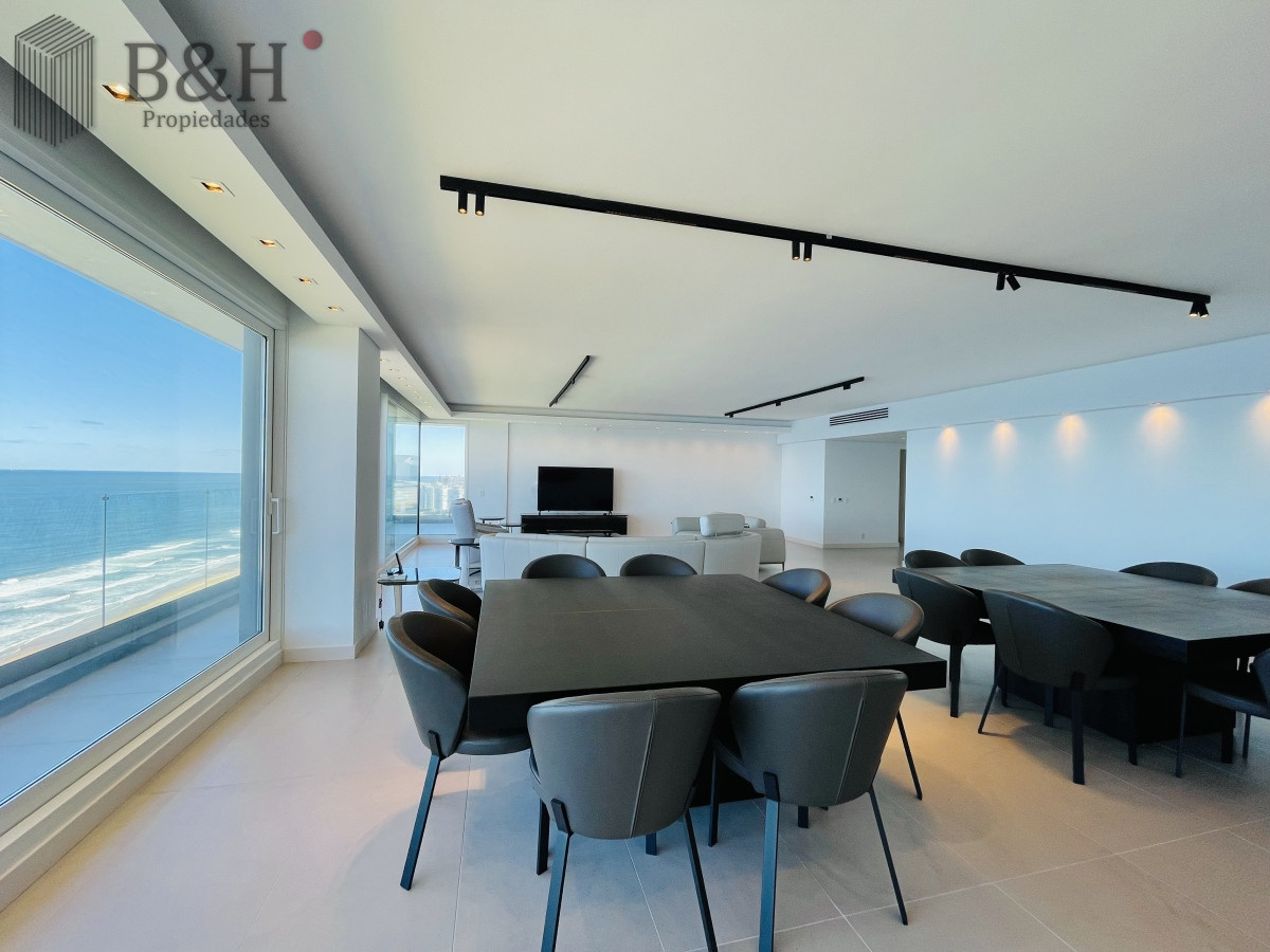 Apartamento ID.8158 - Exclusiva planta unificada Penthouse a estrenar en venta Playa Brava, Punta del Este