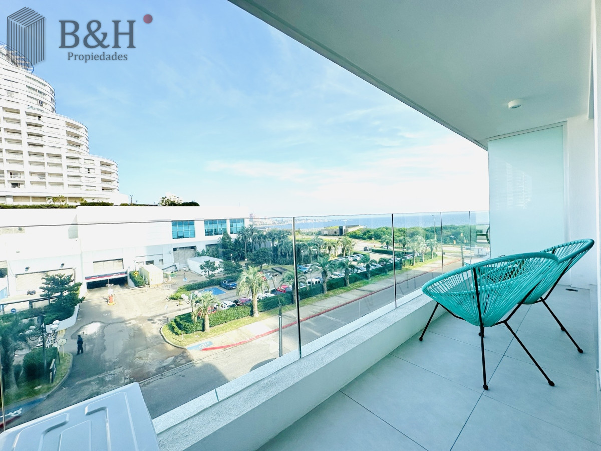 Apartamento ID.5760 - Alquiler temporal de apartamento nuevo de un dormitorio a pasos del Mar en playa Mansa zona Enjoy