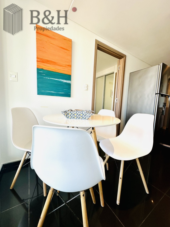 Apartamento ID.3369 - Alquiler de temporada de apartamento en playa Brava de 2 dormitorios mas dependencia de servicio
