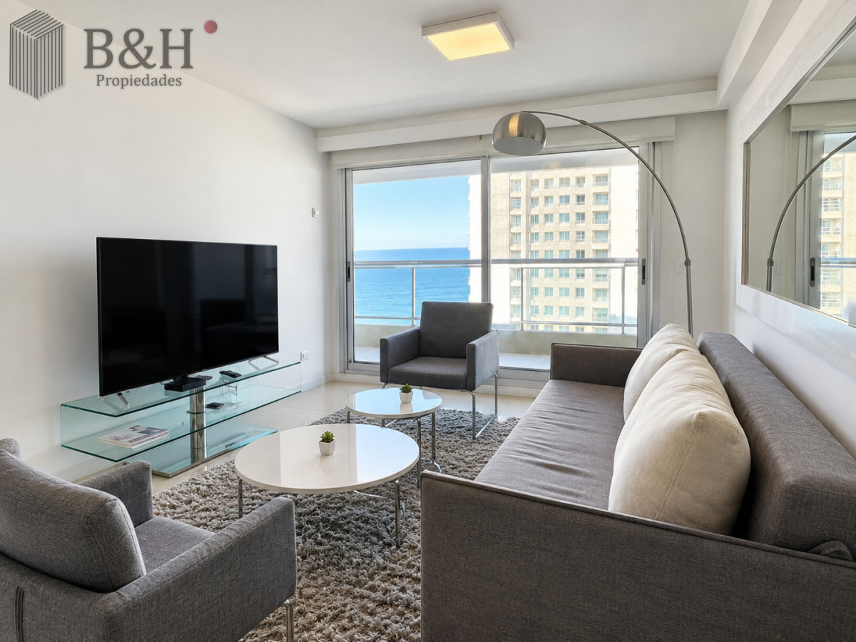 Apartamento ID.6032 - Alquiler temporal de apartamento de 2 dormitorios con parrillero en Playa Brava