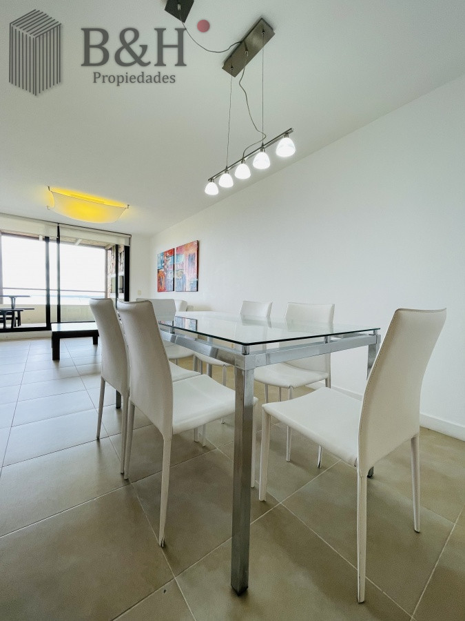 Apartamento ID.4491 - Venta de apartamento de dos dormitorios con parrillero en complejo privado de Punta Ballena