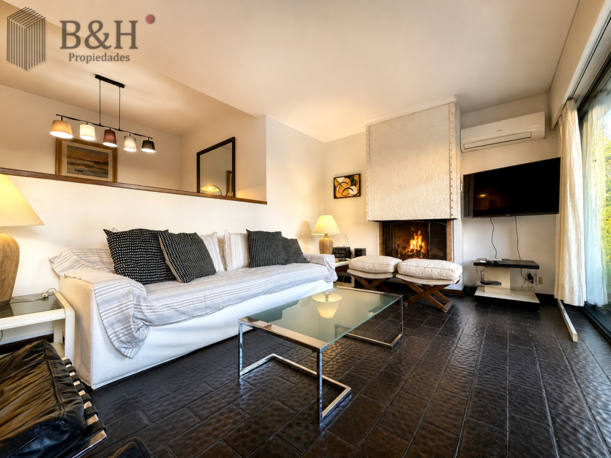 Apartamento ID.6932 - Apartamento en venta con alma de casa. Zona Península Punta del Este