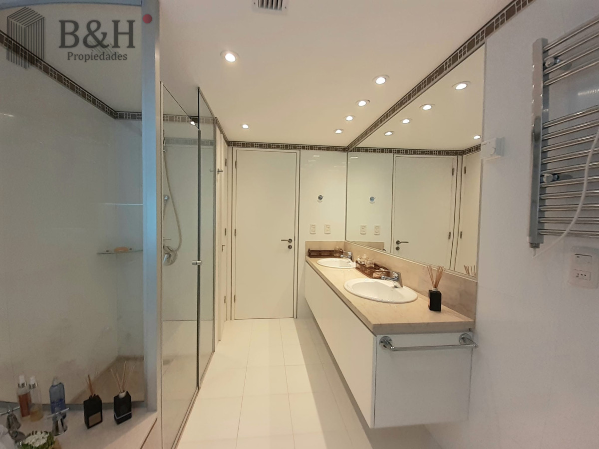 Apartamento ID.855 - Alquiler temporal de apartamento esquinero en Torre Le Parc II, Playa Brava