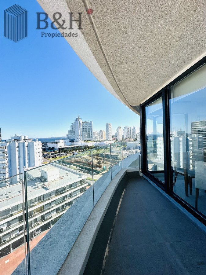 Apartamento ID.5123 - Moderno Apartamento de 3 Dormitorios en Suite, zona Hotel Enjoy, Punta del Este