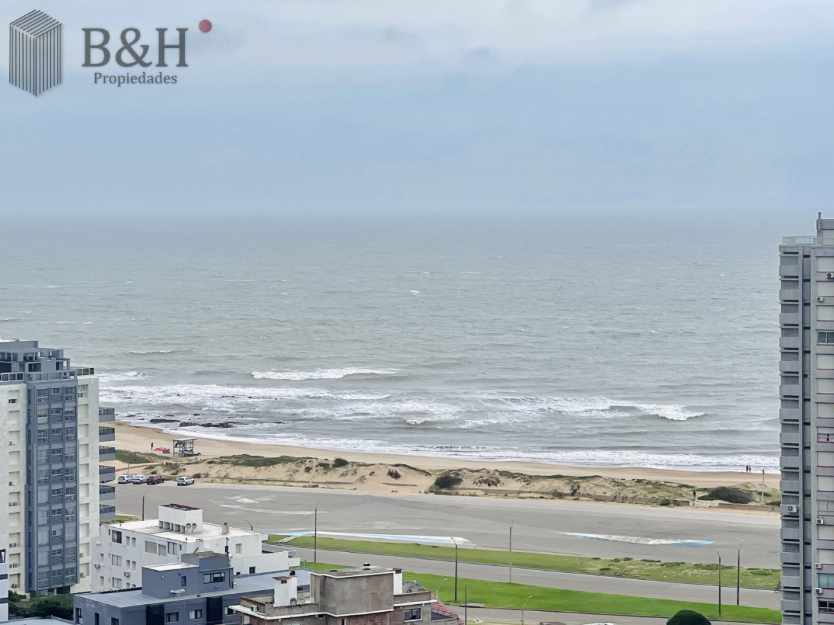 Apartamento ID.6977 - Apartamento Moderno de 1 Dormitorio en Alquiler Anual, Torre con servicios 