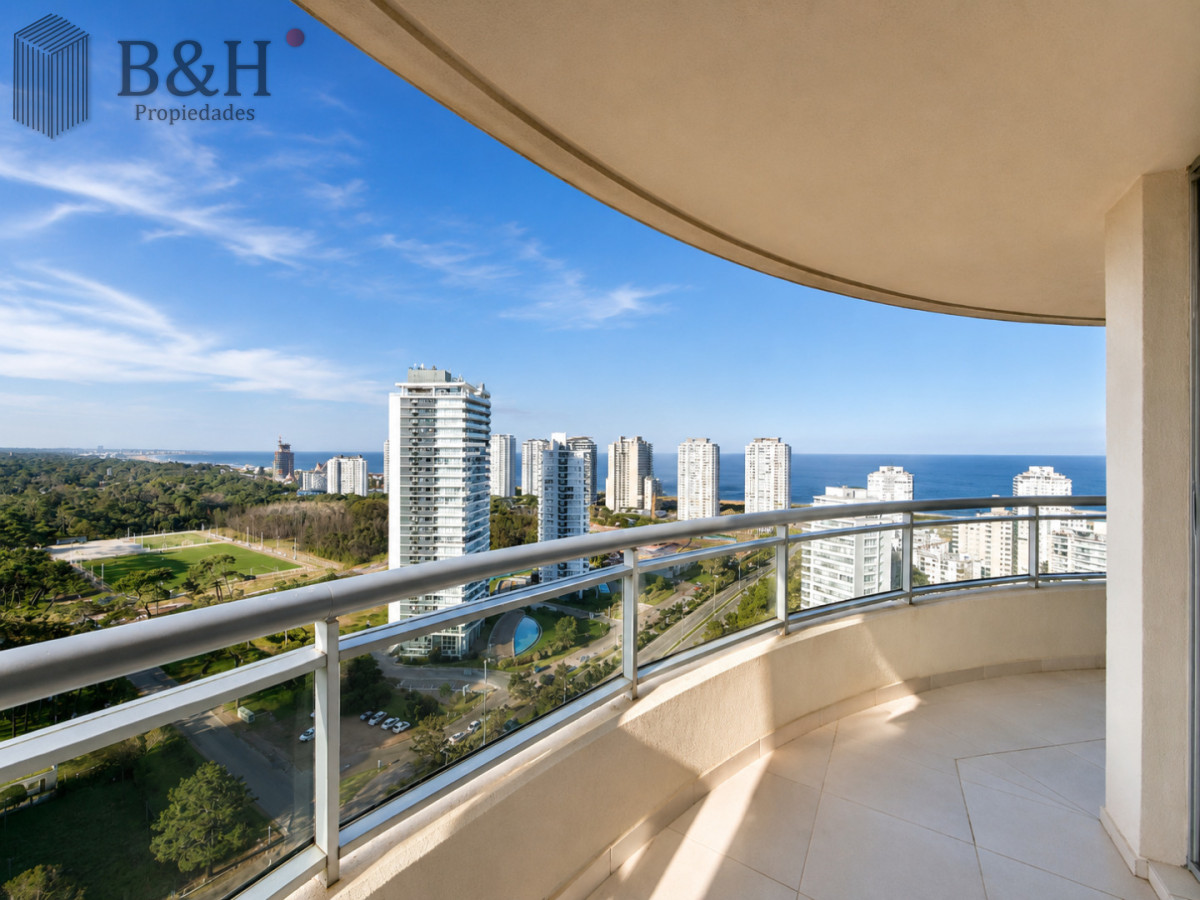 Apartamento ID.7203 - Apartamento luminoso con variedad de servicios en venta, 3 dormitorios, zona Roosevelt Playa Brava