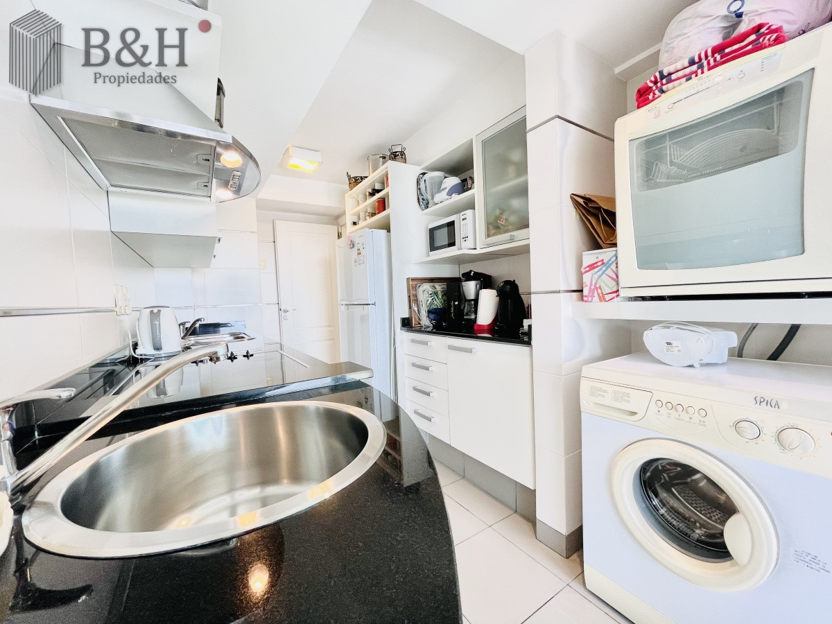 Apartamento ID.5267 - Apartamento de 2 Dormitorios y Parrillero a Pocos Metros de Playa Mansa