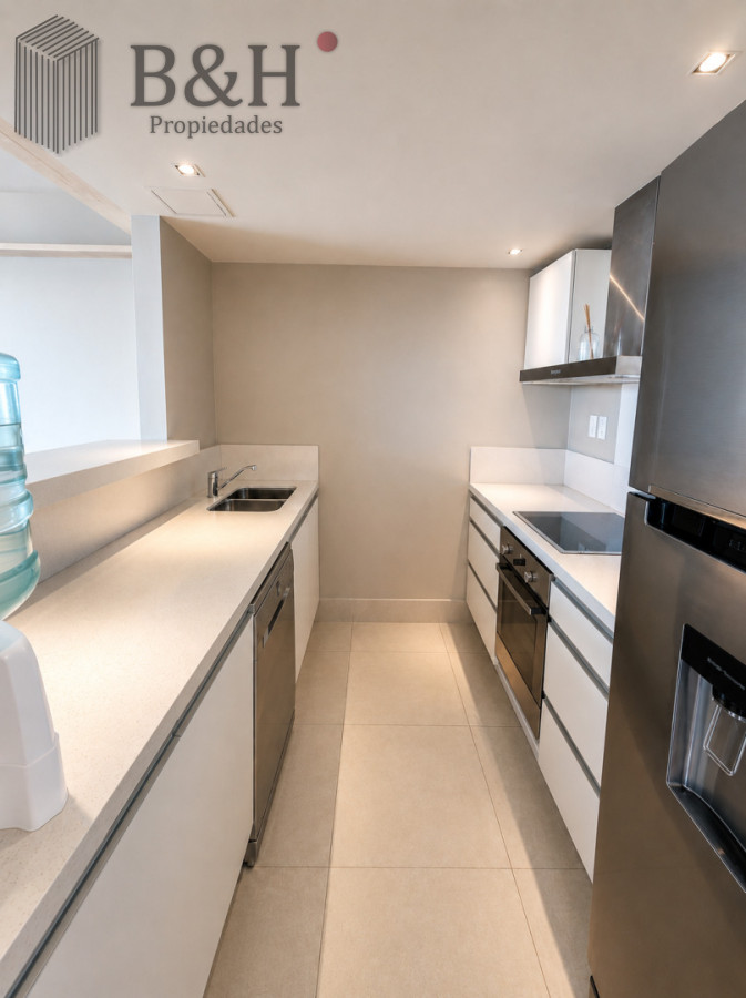Apartamento ID.7754 - Apartamento de 3 Dormitorios, Parrillero de uso exclusivo y Jardín en Punta Ballena, Punta del Este
