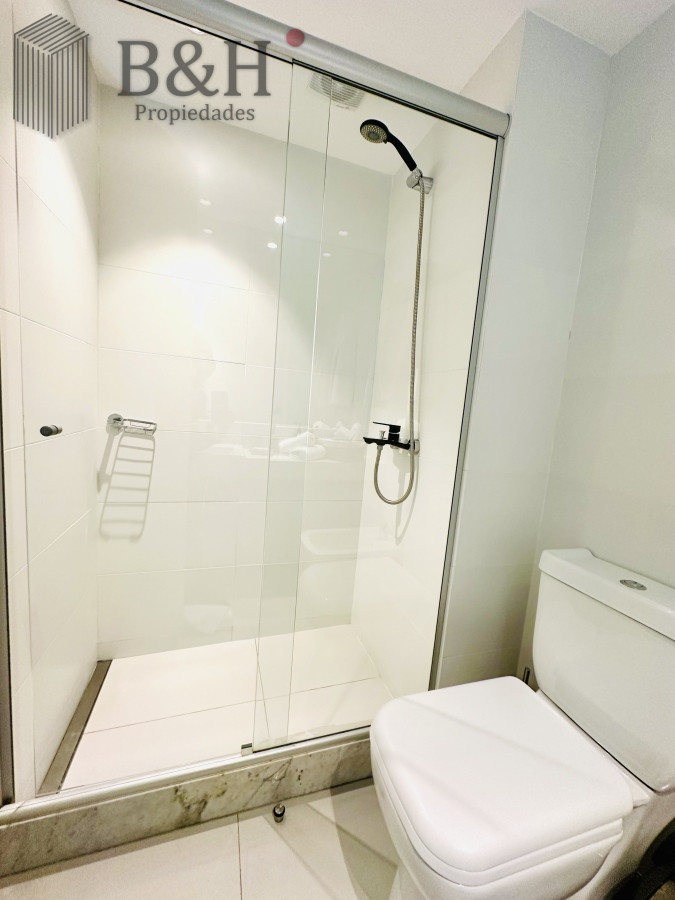Apartamento ID.5760 - Alquiler temporal de apartamento nuevo de un dormitorio a pasos del Mar en playa Mansa zona Enjoy
