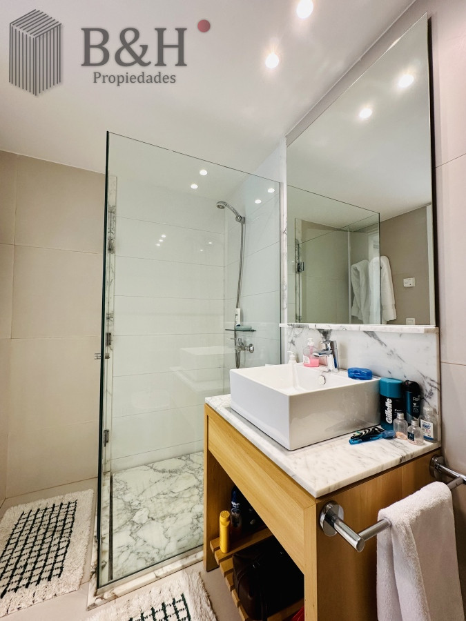 Apartamento ID.6877 - Venta y Alquiler temporario de apartamento moderno de dos dormitorios con parrillero en Punta Ballena