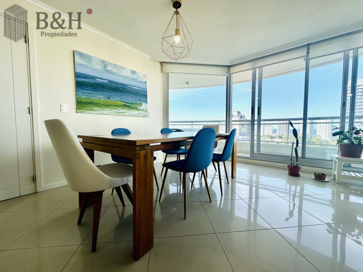 Apartamento ID.5748 - Apartamento de 3 Dormitorios en Playa Brava, Ocean Drive
