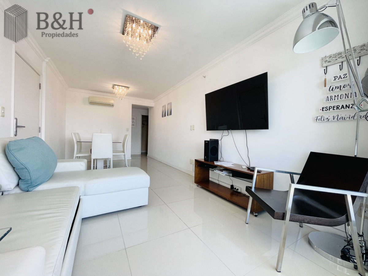 Apartamento ID.1717 - Alquiler temporario de apartamento piso alto de dos dormitorios con parrillero a gas en terraza, Playa Mansa 