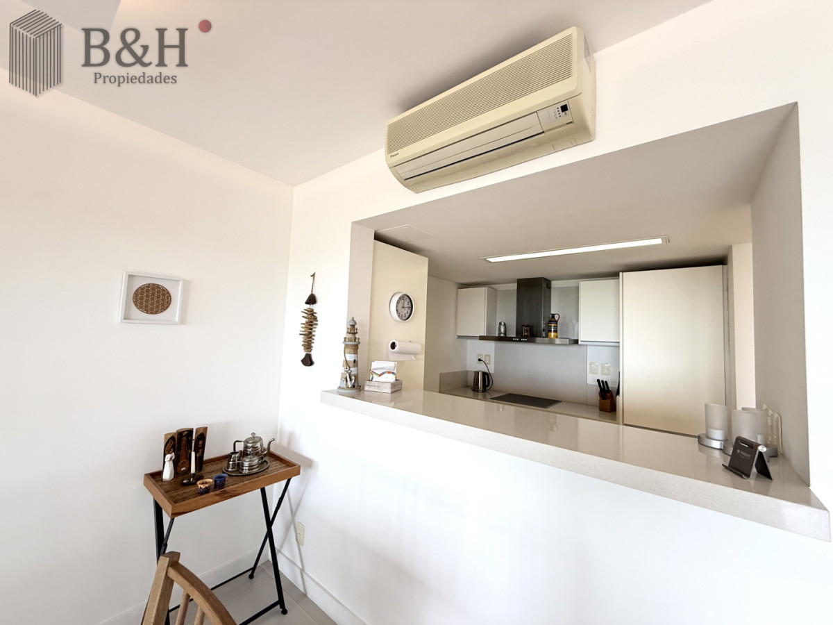 Apartamento ID.7065 - Venta de hermoso departamento de 2 dormitorios más parrillero en Punta Ballena 