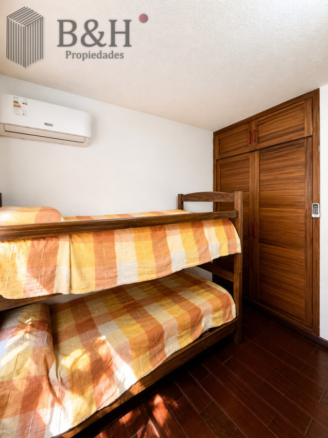 Apartamento ID.6932 - Apartamento en venta con alma de casa. Zona Península Punta del Este