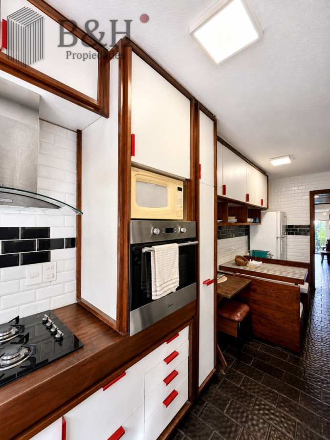 Apartamento ID.6932 - Apartamento en venta con alma de casa. Zona Península Punta del Este