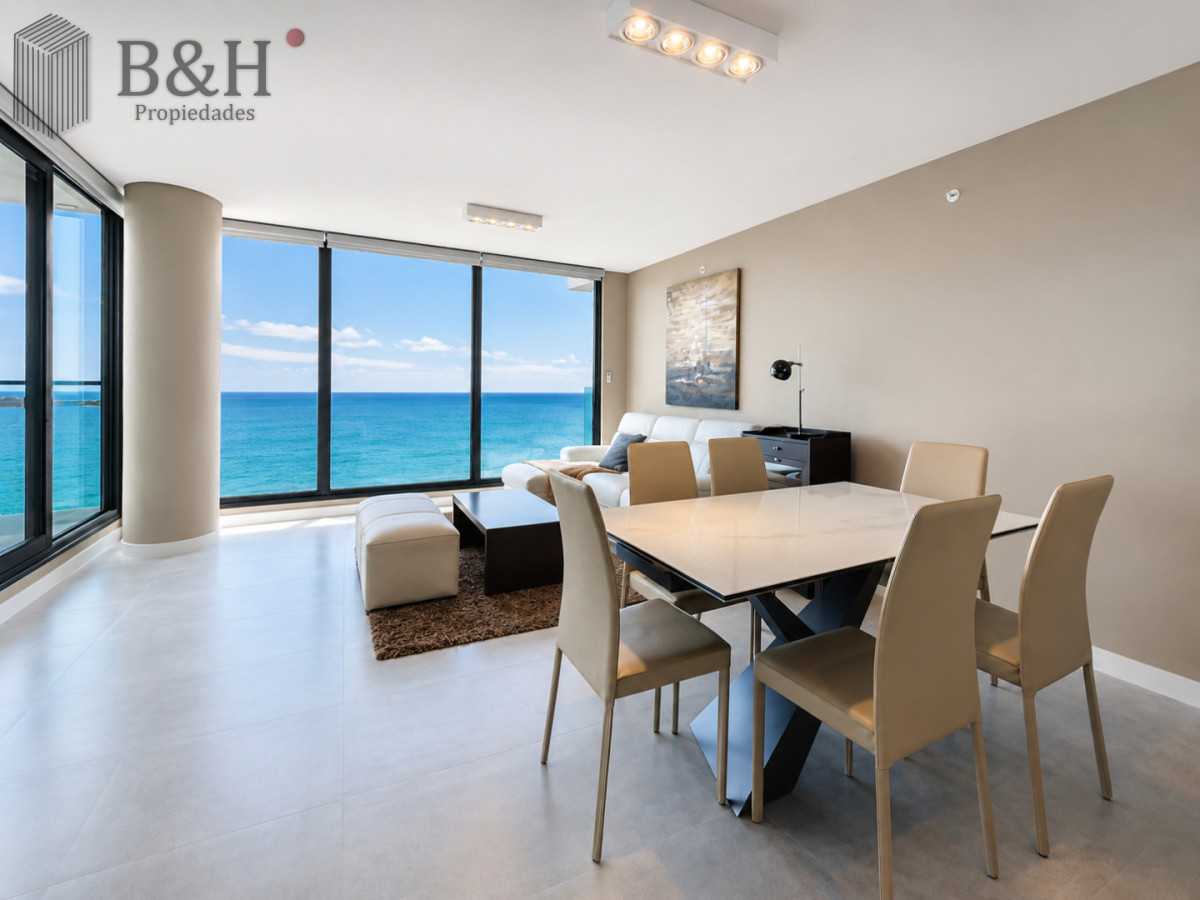 Apartamento ID.927 - Alquiler temporario de fabuloso departamento de dos dormitorios en Torre Venetian sobre Playa Mansa