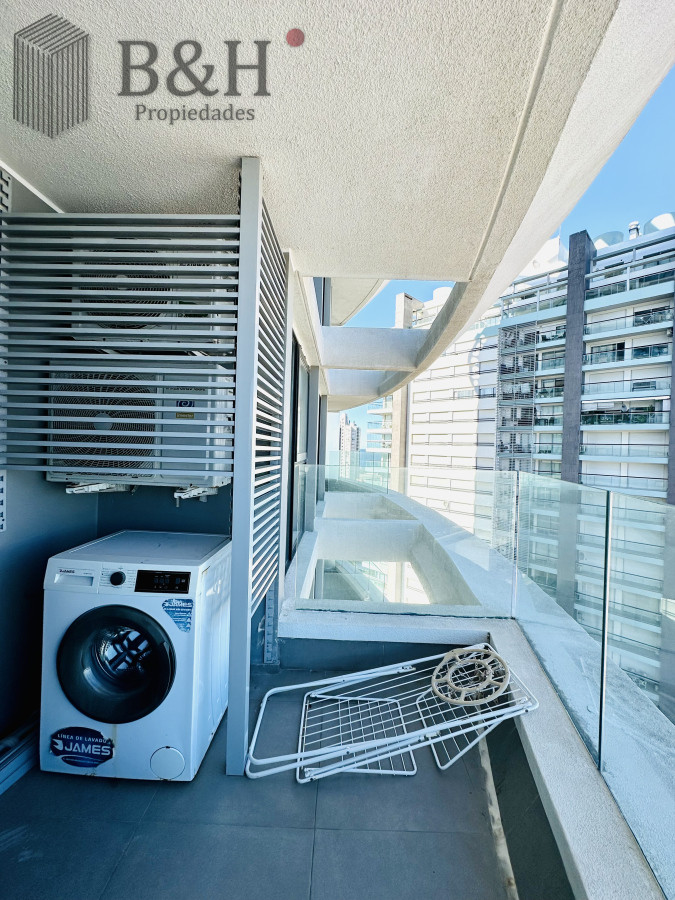 Apartamento ID.5123 - Moderno Apartamento de 3 Dormitorios en Suite, zona Hotel Enjoy, Punta del Este