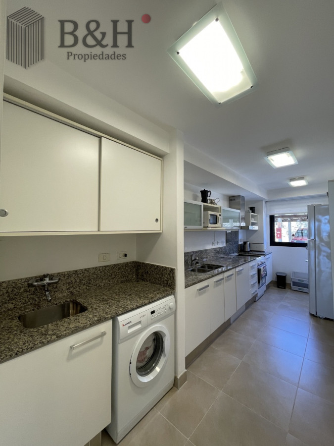 Apartamento ID.3626 - Apartamento en alquiler temporario de dos dormitorios con parrillero de uso exculusivo, Punta Ballena