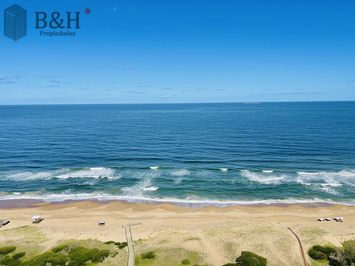 Apartamento ID.8158 - Exclusiva planta unificada Penthouse a estrenar en venta Playa Brava, Punta del Este