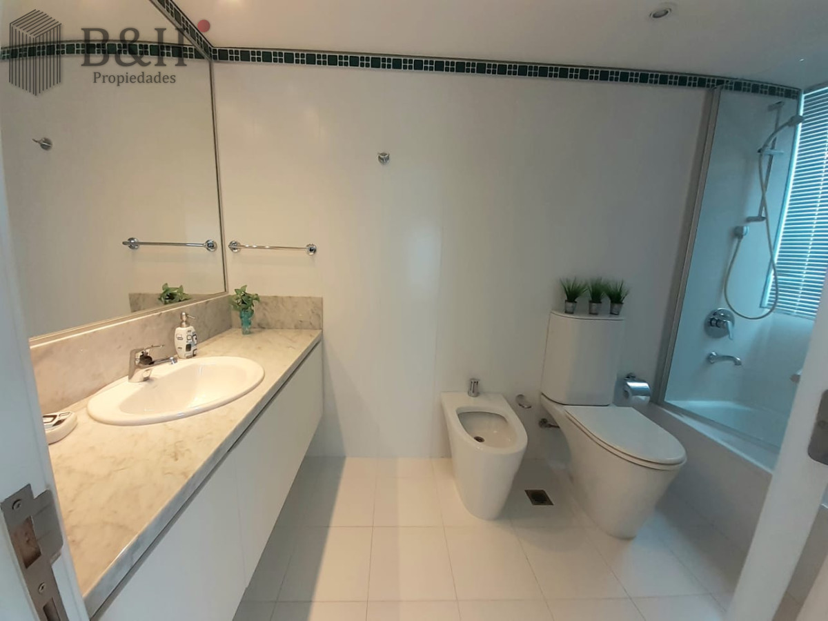 Apartamento ID.855 - Alquiler temporal de apartamento esquinero en Torre Le Parc II, Playa Brava