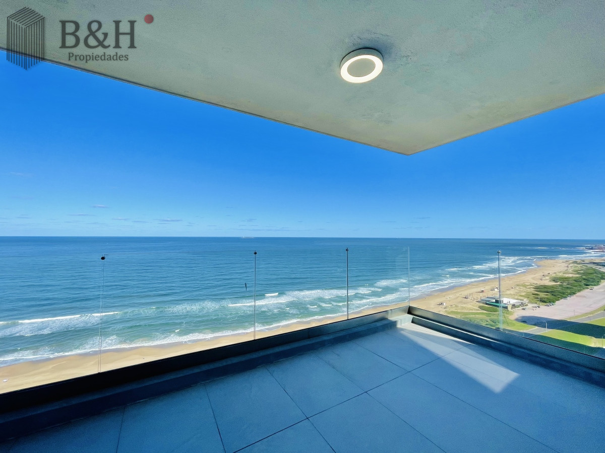Apartamento ID.8158 - Exclusiva planta unificada Penthouse a estrenar en venta Playa Brava, Punta del Este