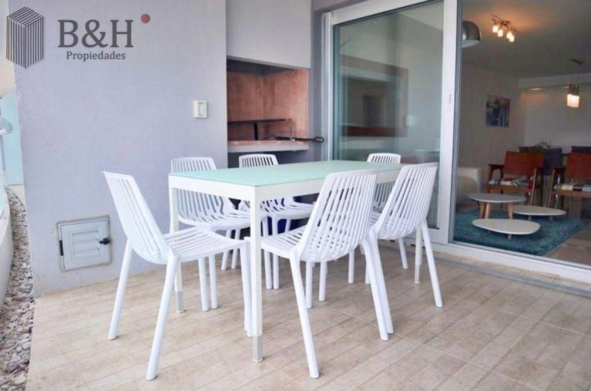 Apartamento ID.5635 - Apartamento piso alto con Vista de 3 Dormitorios y Parrillero en Playa Brava, Punta del Este 