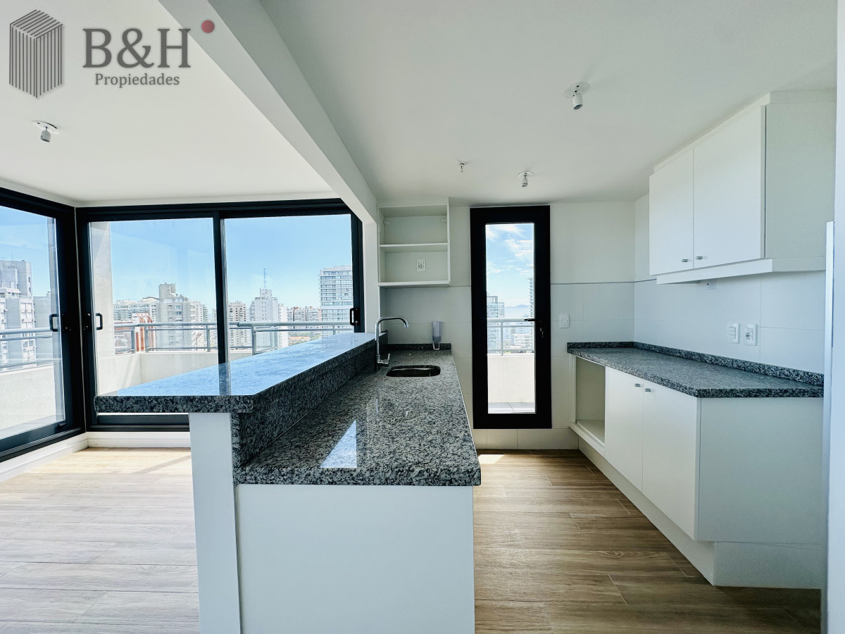 Apartamento ID.6873 - Venta de apartamento con vista al mar y muy luminoso de 2 dormitorios con 2 baños, Playa Brava Aidy Grill, Punta del Este