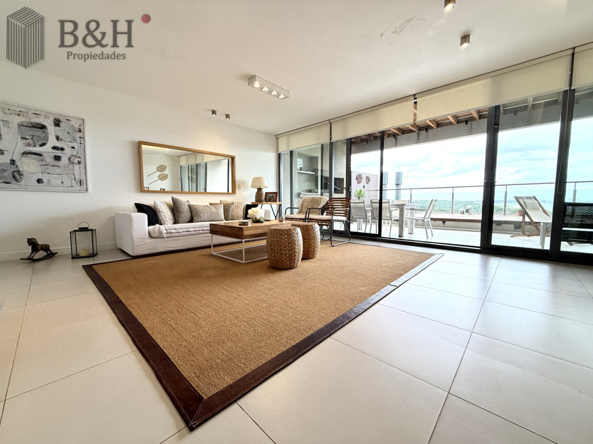 Apartamento ID.7065 - Venta de hermoso departamento de 2 dormitorios más parrillero en Punta Ballena 
