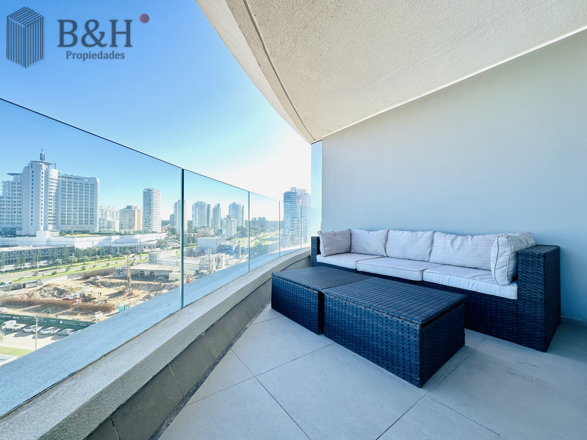 Apartamento ID.5123 - Moderno Apartamento de 3 Dormitorios en Suite, zona Hotel Enjoy, Punta del Este