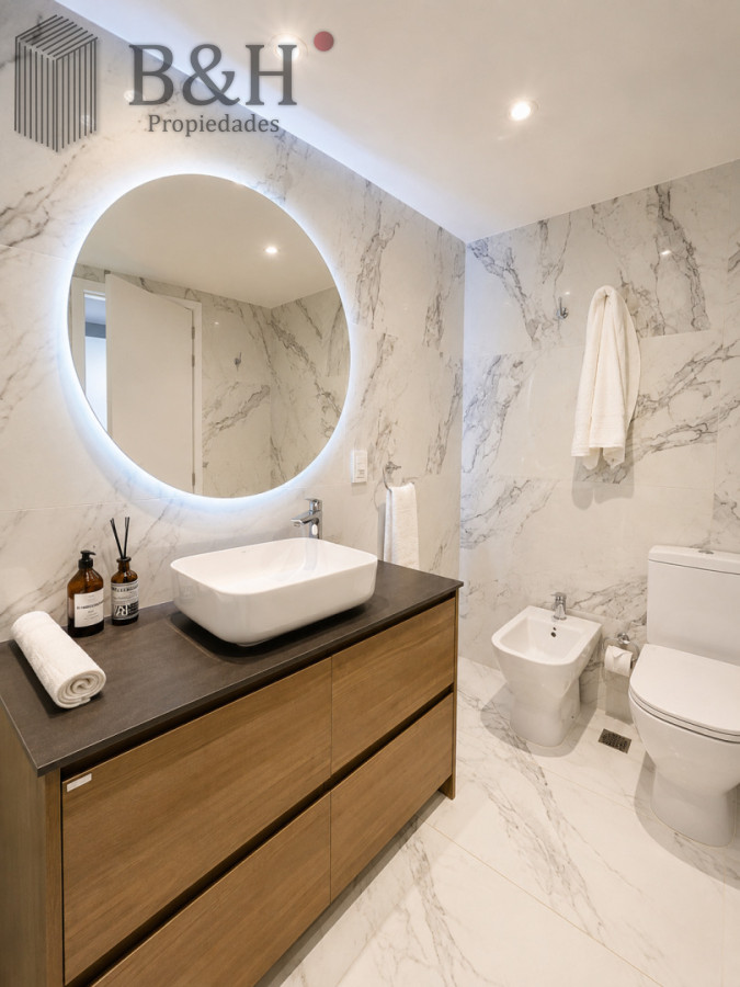 Apartamento ID.927 - Alquiler temporario de fabuloso departamento de dos dormitorios en Torre Venetian sobre Playa Mansa