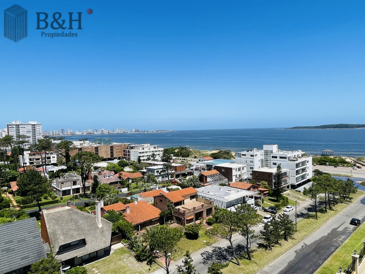 Apartamento ID.1397 - Alquiler temporario de excelente apartamento en torre Le Jardin de Playa Mansa, Punta del Este