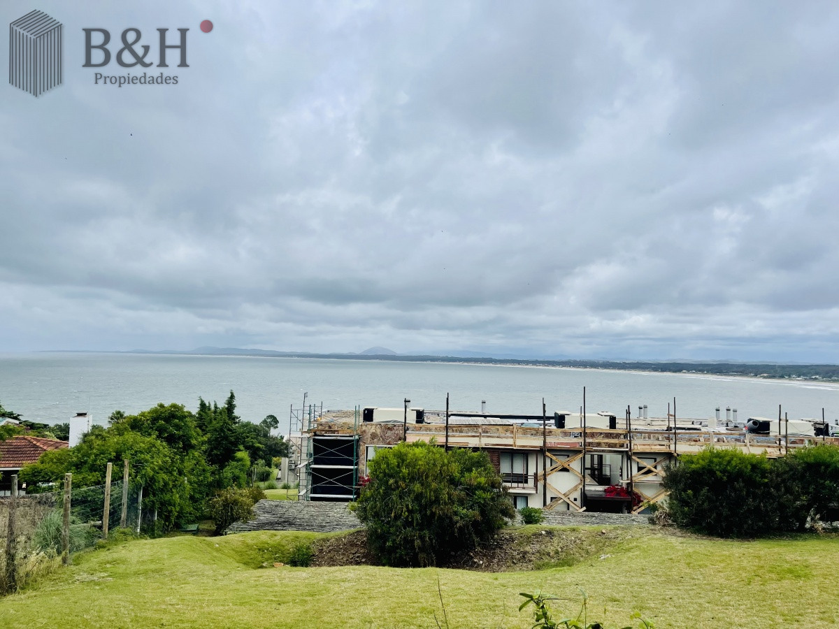 Lomo de la Ballena - GoPunta - Portal Inmobiliario de Punta del Este - Maldonado
