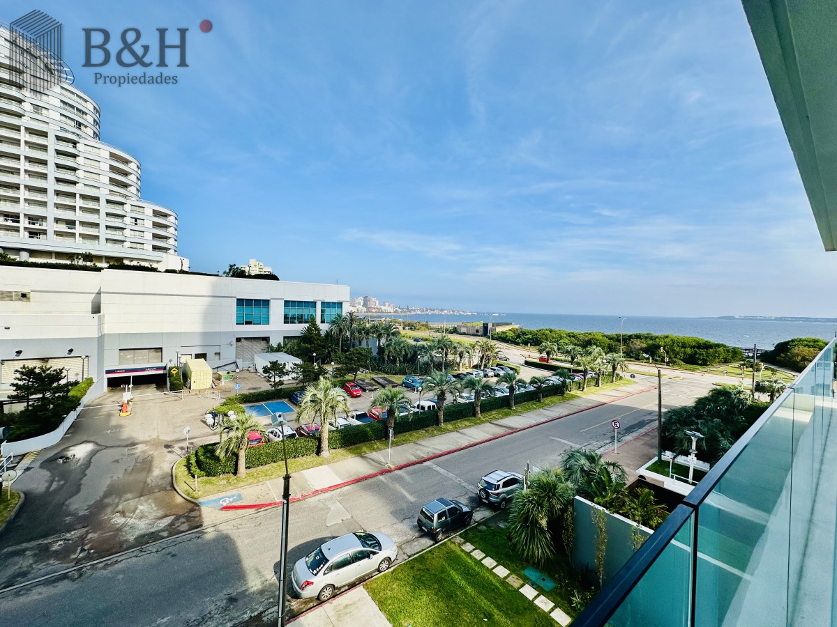 Apartamento ID.5760 - Alquiler temporal de apartamento nuevo de un dormitorio a pasos del Mar en playa Mansa zona Enjoy