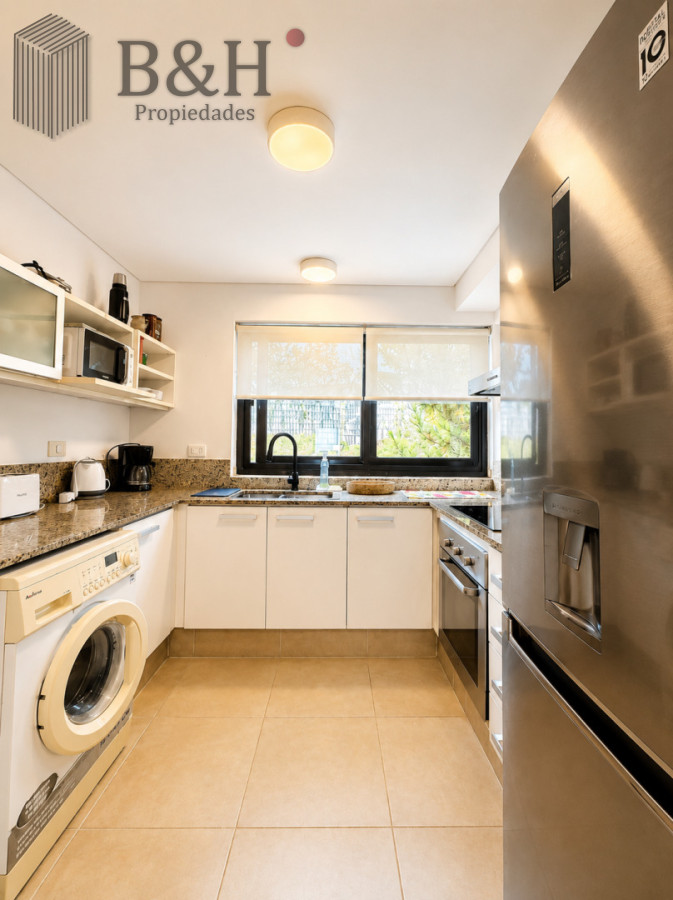 Apartamento ID.7943 - Venta de apartamento de 2 Dormitorios con Parrillero y Vistas al Mar, Punta Ballena 