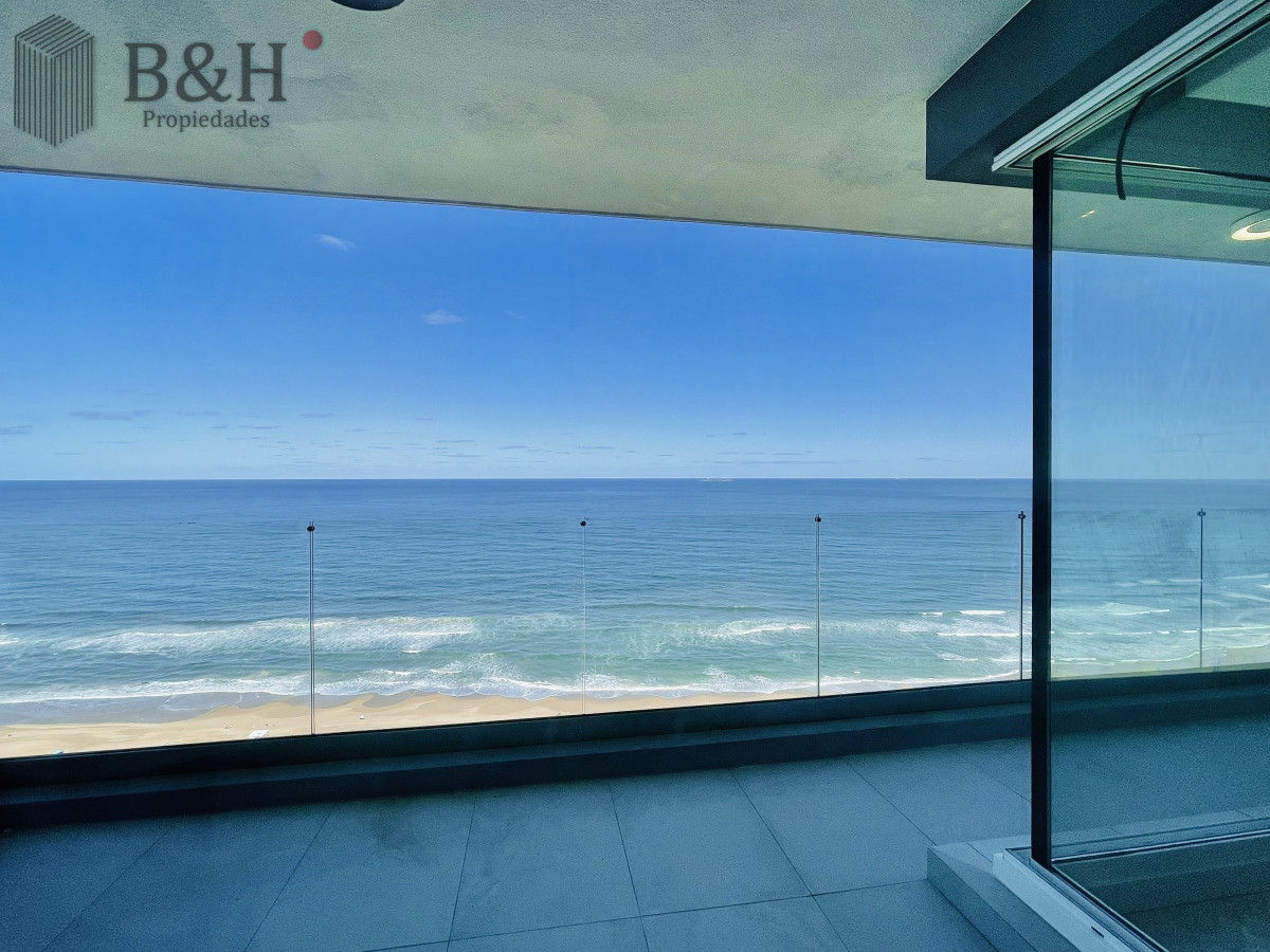 Apartamento ID.8158 - Exclusiva planta unificada Penthouse a estrenar en venta Playa Brava, Punta del Este